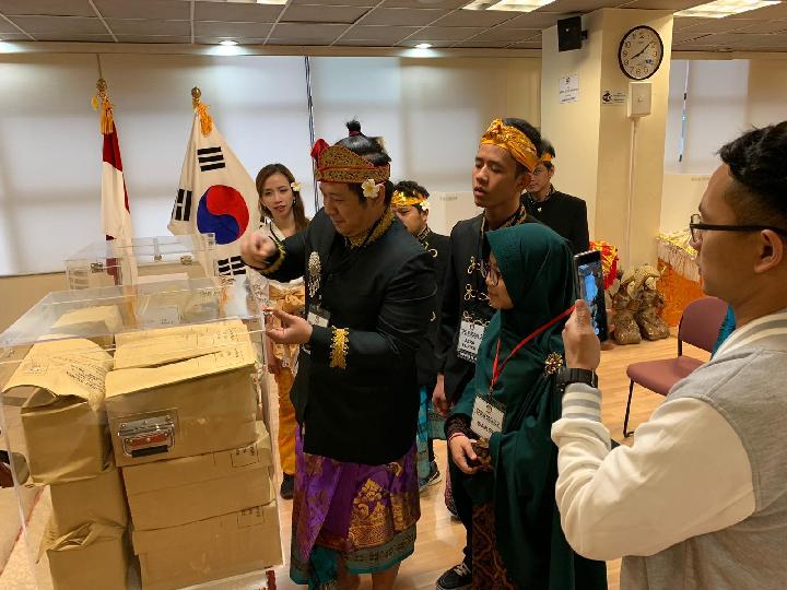 Keriuhan Pemilu Di Luar Negeri